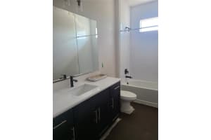 5027 Lake Toscana Dr, Wimauma, FL 33598, Sold 11/17/22