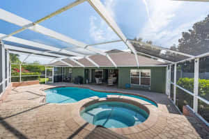 2616 VALENCIA GROVE DR, VALRICO, FL 33596 Sold 12/30/22