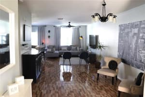 9923 CARLSDALE DR, RIVERVIEW, FL 33578 Sold 03/31/23
