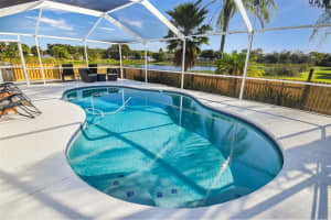 6717 WILLOW SPRING CT, TAMPA, FL 33615 Sold 04/28/23