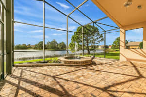 4126 63RD TER E, SARASOTA, FL 34243 Sold 01/10/23
