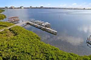 4131 CAUSEWAY VISTA DR, TAMPA, FL 33615 Sold 03/22/23