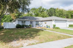 12410 FOREST LANE DR, TAMPA, FL 33624 Sold 01/19/23