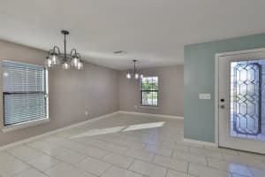 937 WYNNMERE WALK AVE, RUSKIN, FL 33570 Sold 05/18/23