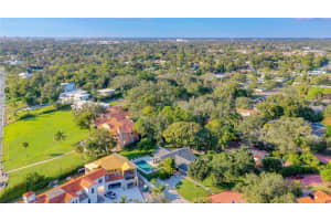 2165 SERPENTINE CIR S, ST PETERSBURG, FL 33712 Sold 01/20/23