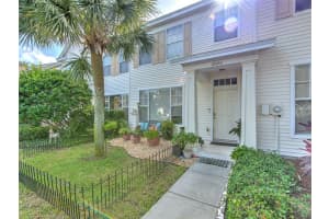 12466 COUNTRY WHITE CIRCLE, TAMPA, FL 33635 Sold 03/29/23