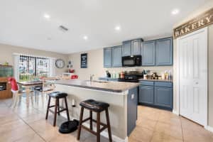 10230 BRIGHT CRYSTAL AVE, RIVERVIEW, FL 33578 Sold 02/14/23