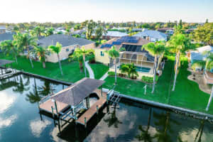 910 GOLF ISLAND DR, APOLLO BEACH, FL 33572 Sold 02/01/23