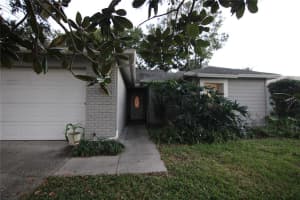 8719 HAMPDEN DR, TAMPA, FL 33626 Sold 02/02/23