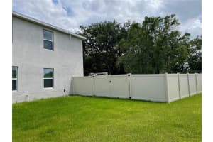 10913 TRAILING VINE DR, TAMPA, FL 33610 Sold 03/10/23