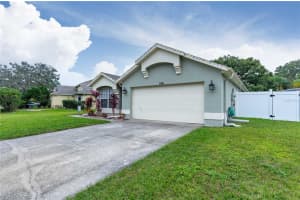9055 FORT JEFFERSON BLVD, ORLANDO, FL 32822 Sold 01/17/23