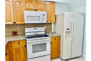 10131 Lake Oak Cir, Tampa, FL 33624, Sold 01/25/23