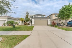 10405 LAGUNA PLAINS DR, RIVERVIEW, FL 33578 Sold 02/21/23
