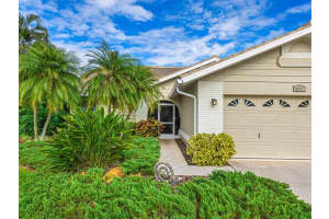 6021 Marella Dr, Sarasota, FL 34243, Sold 02/10/23