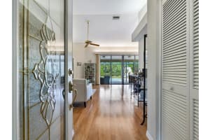 6021 Marella Dr, Sarasota, FL 34243, Sold 02/10/23