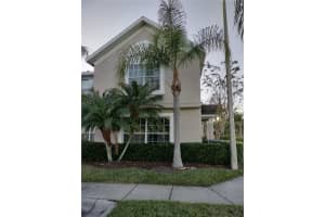 355 KENSINGTON LAKE CIRCLE, BRANDON, FL 33511 Sold 03/22/23