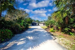 1811 BUTCH CASSIDY TRAIL, WIMAUMA, FL 33598 Sold 02/28/23