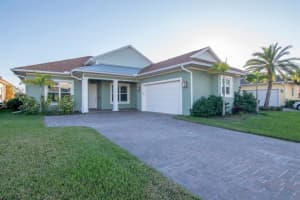 2981 BREEZY MEADOWS DRIVE, CLEARWATER, FL 33760 Sold 05/05/23