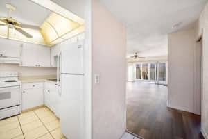 10280 Imperial Point Dr W, Largo, FL 33774, Sold 02/16/23
