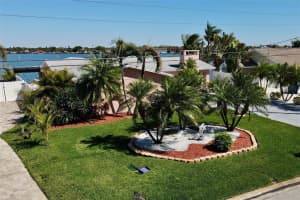 6984 SHORE DRIVE, SOUTH PASADENA, FL 33707 Sold 03/31/23