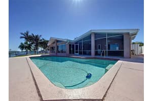6984 SHORE DRIVE, SOUTH PASADENA, FL 33707 Sold 03/31/23