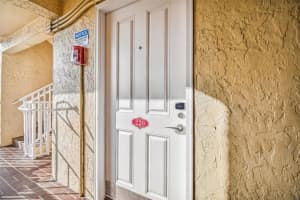 9980 GULF BOULEVARD, TREASURE ISLAND, FL 33706 Sold 03/02/23