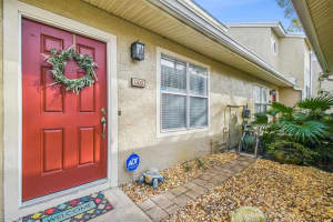 13011 LORNA PLACE, TAMPA, FL 33618 Sold 02/10/23