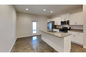 3149 WHISPERING TRAILS AVENUE, WINTER HAVEN, FL 33884 Sold 03/07/23