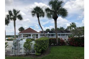 3675 41st Way S #k St Petersburg, FL 33711 Sold 03/30/23