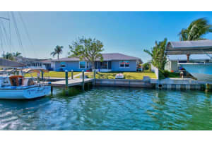 3715 ROYAL PALM DRIVE, BRADENTON, FL 34210 Sold 03/20/23
