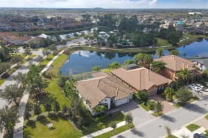 11891 FROST ASTER DRIVE, RIVERVIEW, FL 33579 Sold 03/29/23
