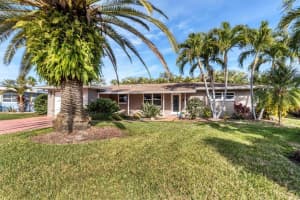 8009 CAUSEWAY BOULEVARD, SAINT PETERSBURG, FL 33707 Sold 04/20/23