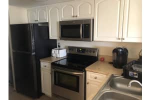 3818 LAKE DRIVE, TAMPA, FL 33614 Sold 06/12/23