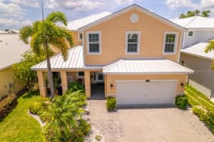426 BAHAMA GRANDE BOULEVARD, APOLLO BEACH, FL 33572 Sold 12/05/23