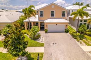 426 BAHAMA GRANDE BOULEVARD, APOLLO BEACH, FL 33572 Sold 12/05/23