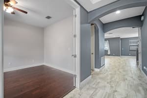 722 KINGSFIELD RESERVE AVENUE, BRANDON, FL 33511 Sold 03/08/23