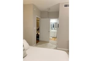 5618 PINNACLE HEIGHTS CIRCLE, TAMPA, FL 33624 Sold 03/31/23