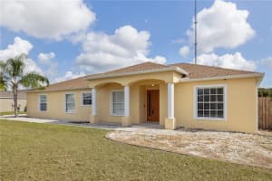 12206 COLONIAL ESTATES LANE, RIVERVIEW, FL 33579 Sold 02/17/23