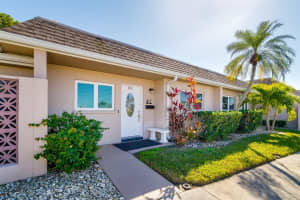 200 Boca Ciega Point Boulevard, St Petersburg, Florida 33708