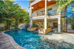 220 COOLIDGE DRIVE, SARASOTA, FL 34236 Sold 09/08/23