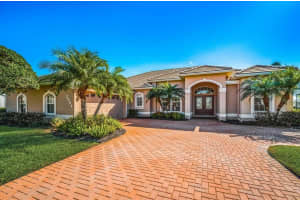 2961 SEASONS BOULEVARD, SARASOTA, FL 34240 Sold 03/24/23