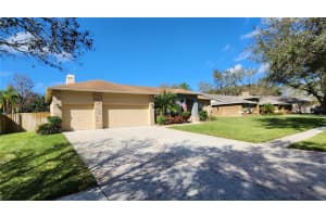 2708 Bent Leaf Dr, Valrico, FL 33594, Sold 04/21/23
