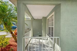 6601 SUMMER COVE DRIVE, RIVERVIEW, FL 33578 Sold 04/10/23