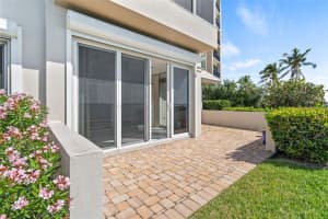 350 GOLDEN GATE POINT, SARASOTA, FL 34236 Sold 03/20/23