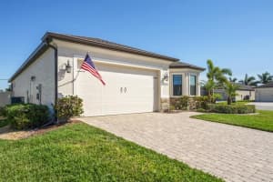 6639 35th Ct E, Sarasota, FL 34243, Sold 04/28/23