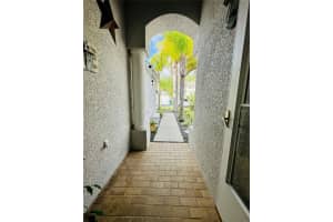 25353 Geddy Dr, Land O' Lakes, FL 34639, Sold 03/07/23