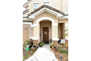 17926 VILLA CREEK DRIVE, TAMPA, FL 33647 Sold 04/20/23