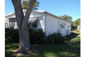 10315 Cortez Rd W #33-5 Bradenton, FL 34210 Sold 04/27/23