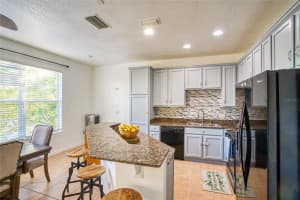 2402 Middleton Grove Drive Brandon, FL 33511 Sold 03/21/23