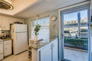 845 MAPLE COURT, DUNEDIN, FL 34698 Sold 06/07/23
